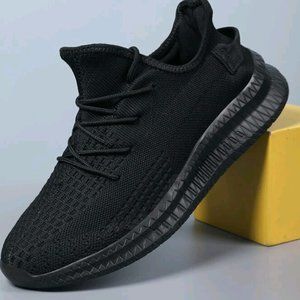 Mens running shoes